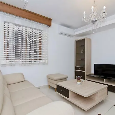 Sophie * Betina (Sibenik-Knin)