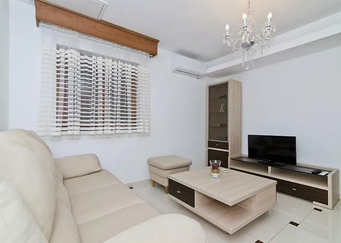 Sophie * Betina (Sibenik-Knin)